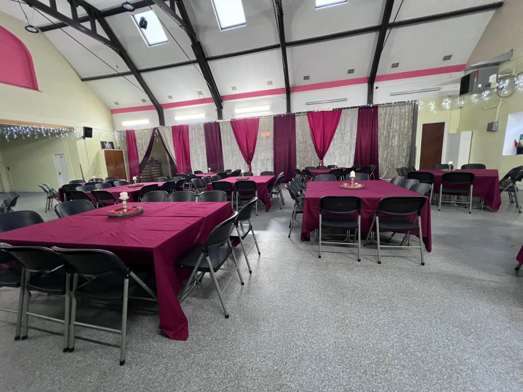 Gita Bhavan room decor